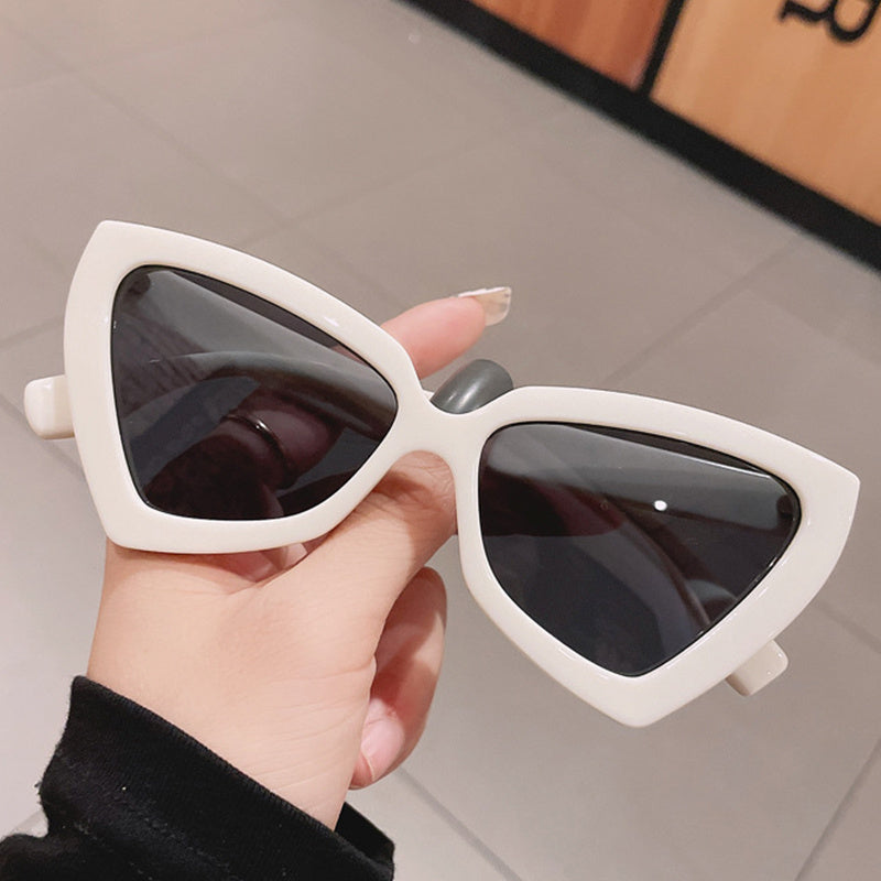 New fashionable Men's and Women's glasses, high-end glasses, fashionable triangular decorative glasses