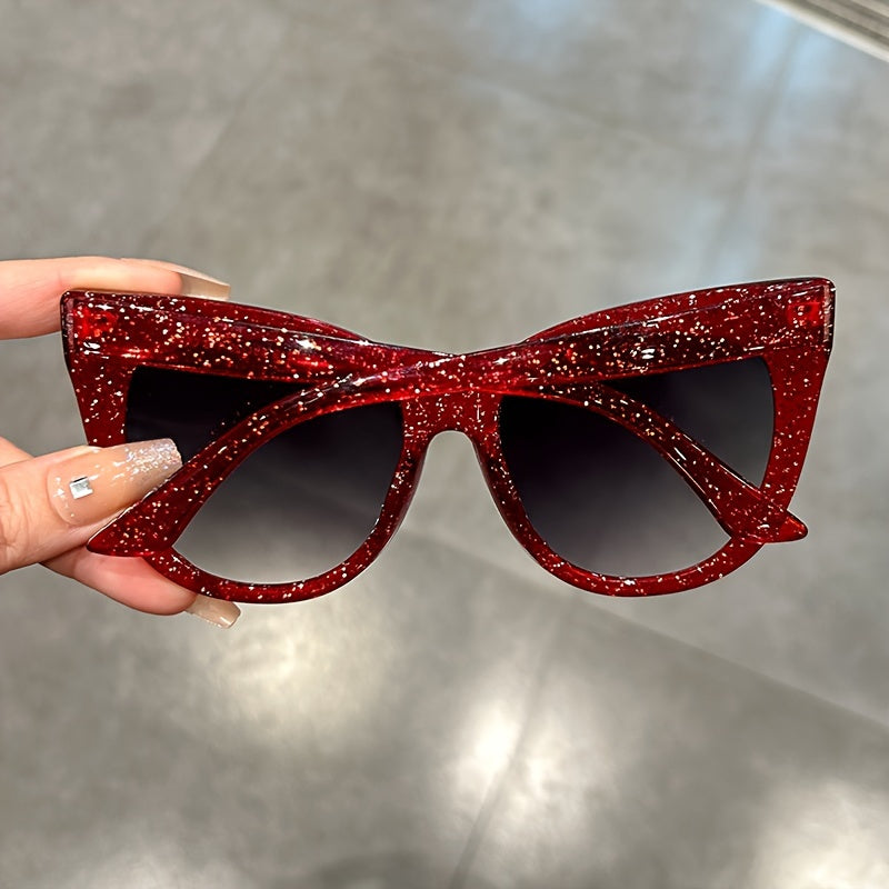 Chic Large Cat Eye Fashion Glasses for Women - Leopard Print Accents, Stylish Black Frame, Perfect for, Activities & Street Style Photography