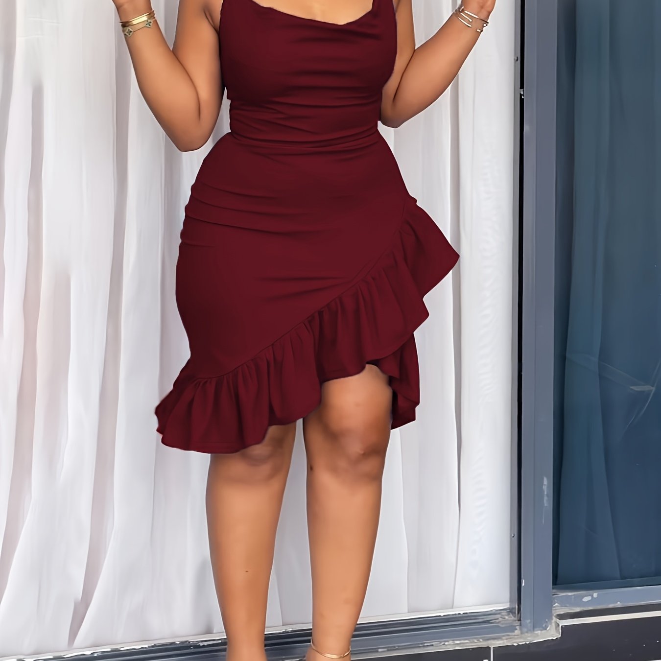 Women'S Elegant Solid Color Spaghetti Strap Bodycon Dress with Ruffle Hem and Back Zipper - Perfect for Vacation and All Seasons, Adult Fashion, Vacation Attire | Ruffle Hem Dress | Back Zipper Dress