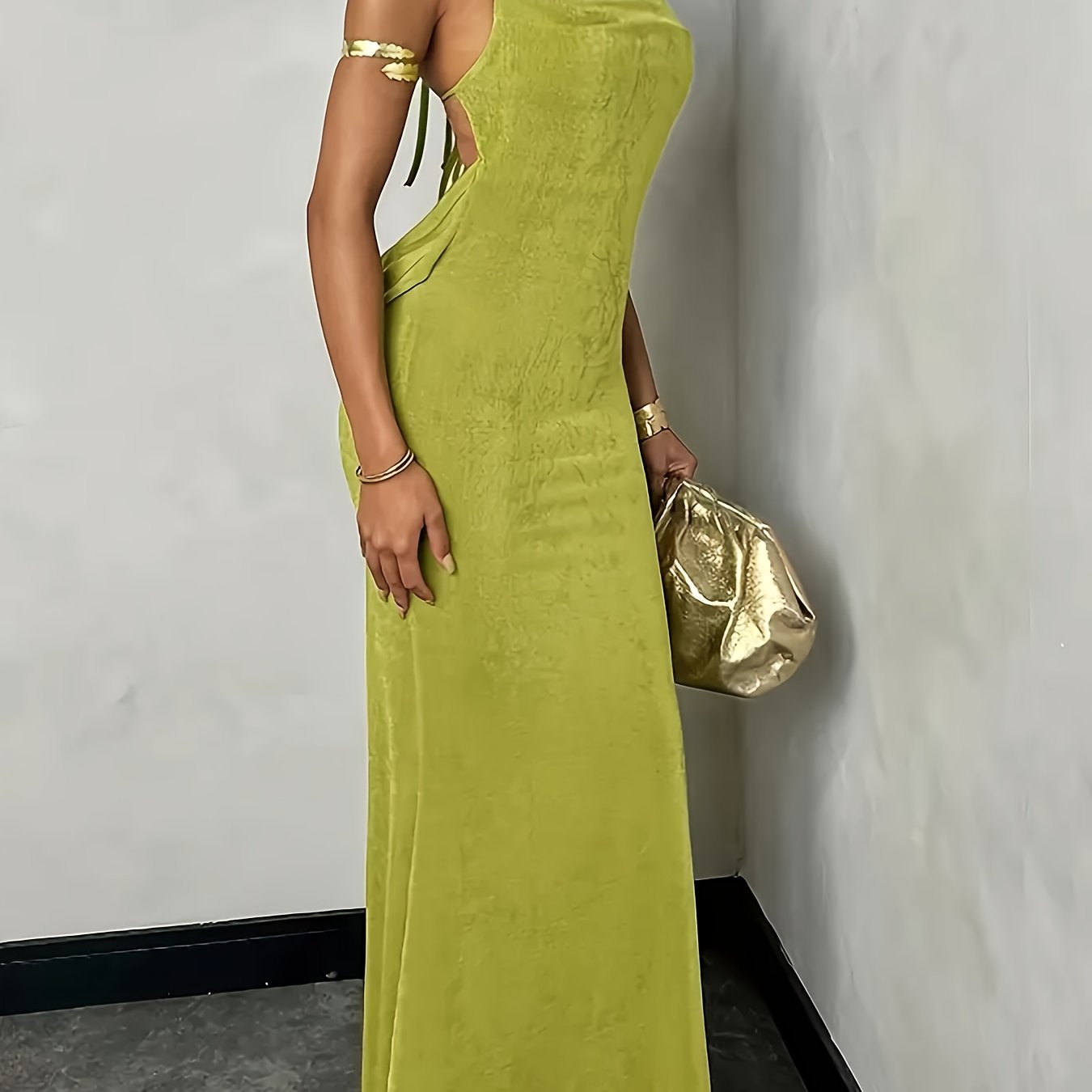 Elegant Green Halter Bodycon Maxi Dress for Women - Sleeveless, Stretchy & Comfortable, Perfect for Casual or Formal Occasions, Casual Wear Dress|Minimalist Dress|Sleek Silhouette