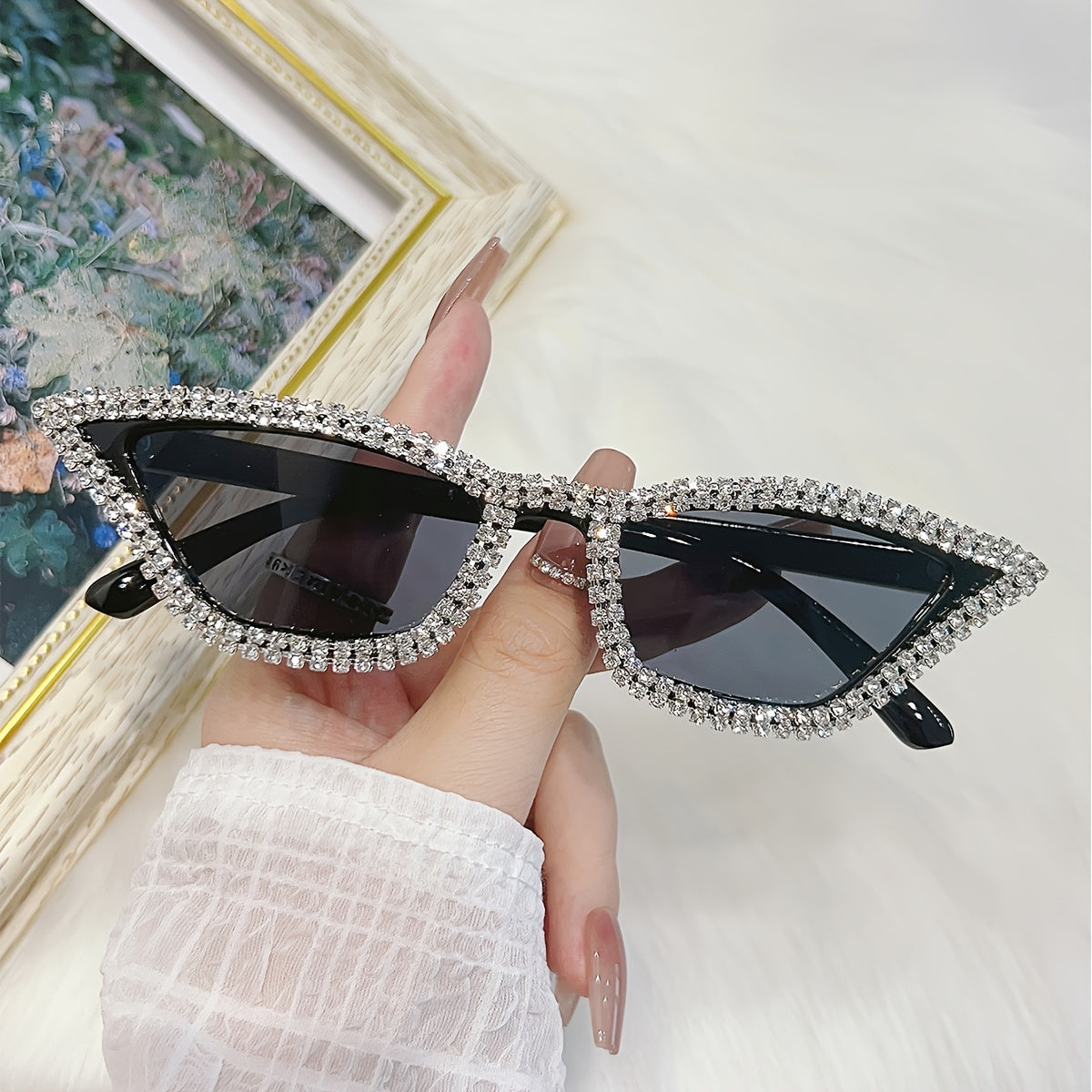 1pc Y2K-Inspired Retro Cat Eye Fashion Glasses with Sparkling Rhinestone Accents, Anti-Glare AC Lenses - Stylish Triangle Frame, Perfect for Fashion &