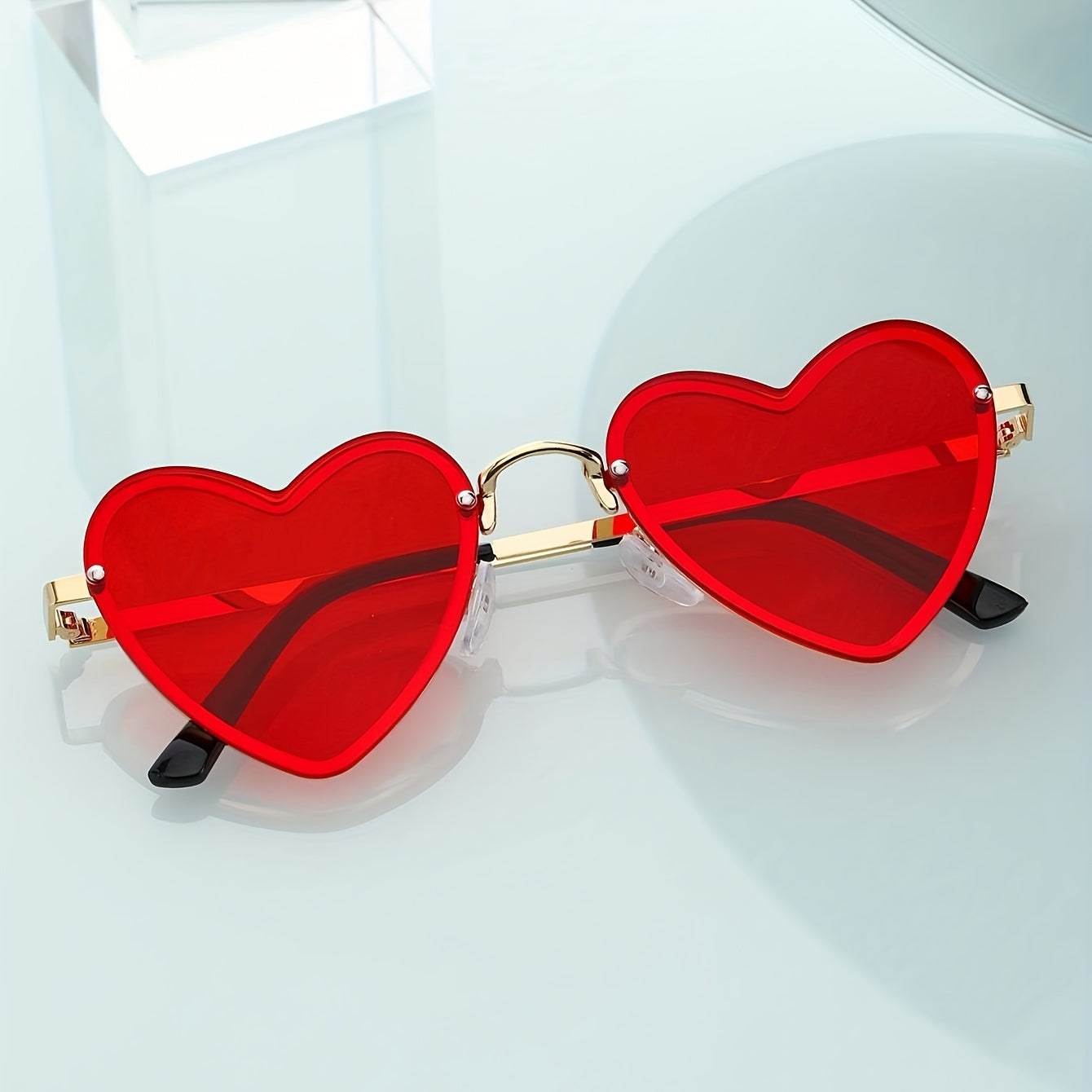 Heart Shaped for Women Metal Frame Anti Glare Fashion Shades for Vacation Beach Party