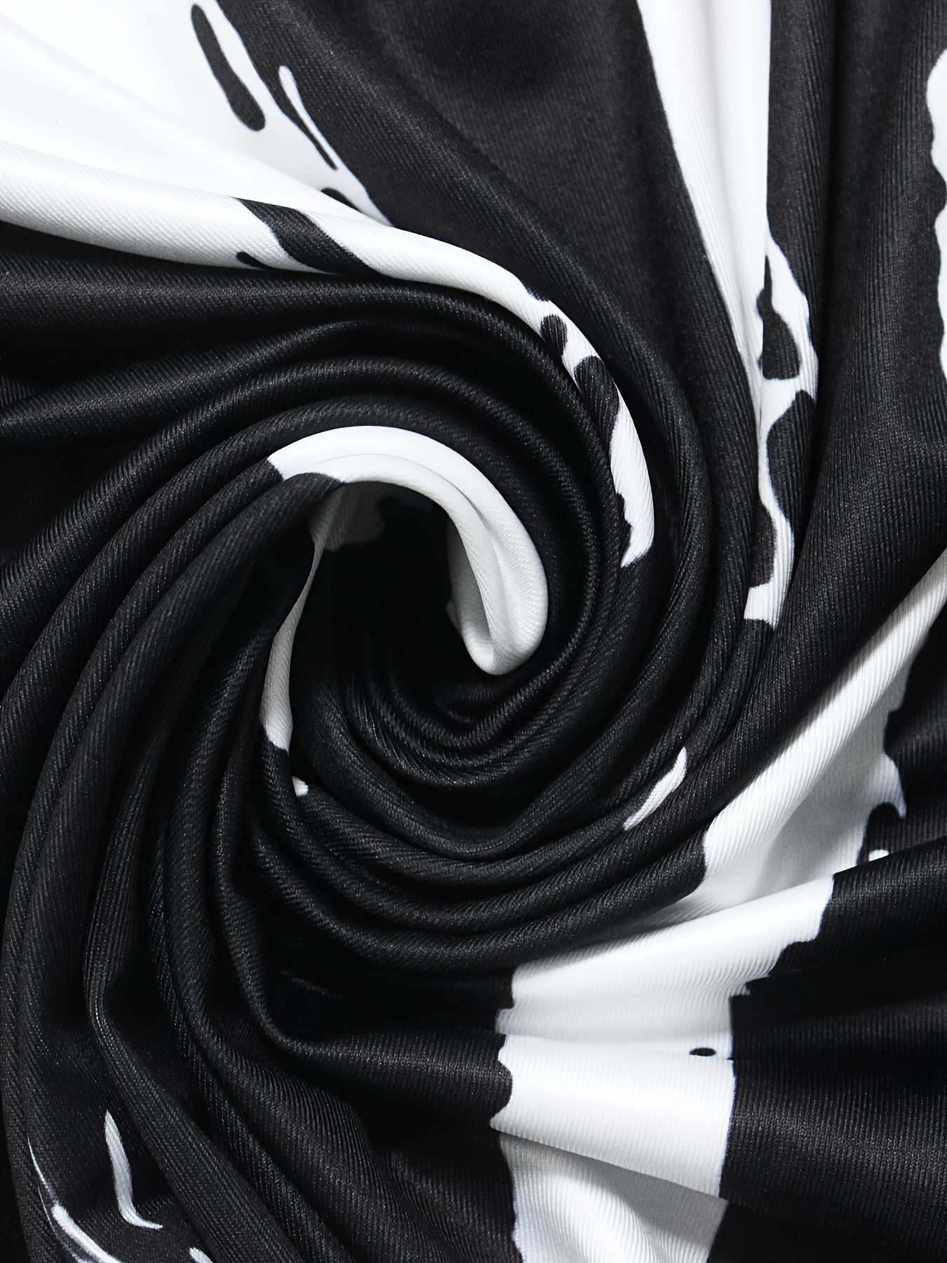 Elegant V-Neck Women's Maxi Dress with Belt - Mid-Sleeve, Printed Design, Machine Washable - Perfect for Spring & Summer