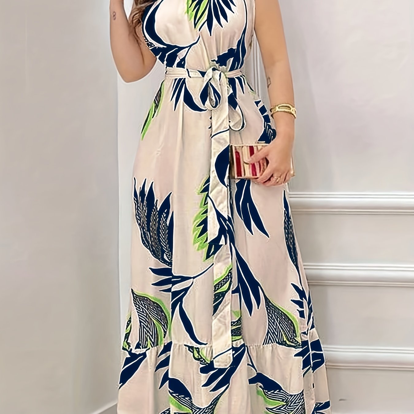 Tropical Plant Print Polyester Women's Elegant Sleeveless Maxi Dress with Belt - Round Neck, Spring/Summer 2025 Collection
