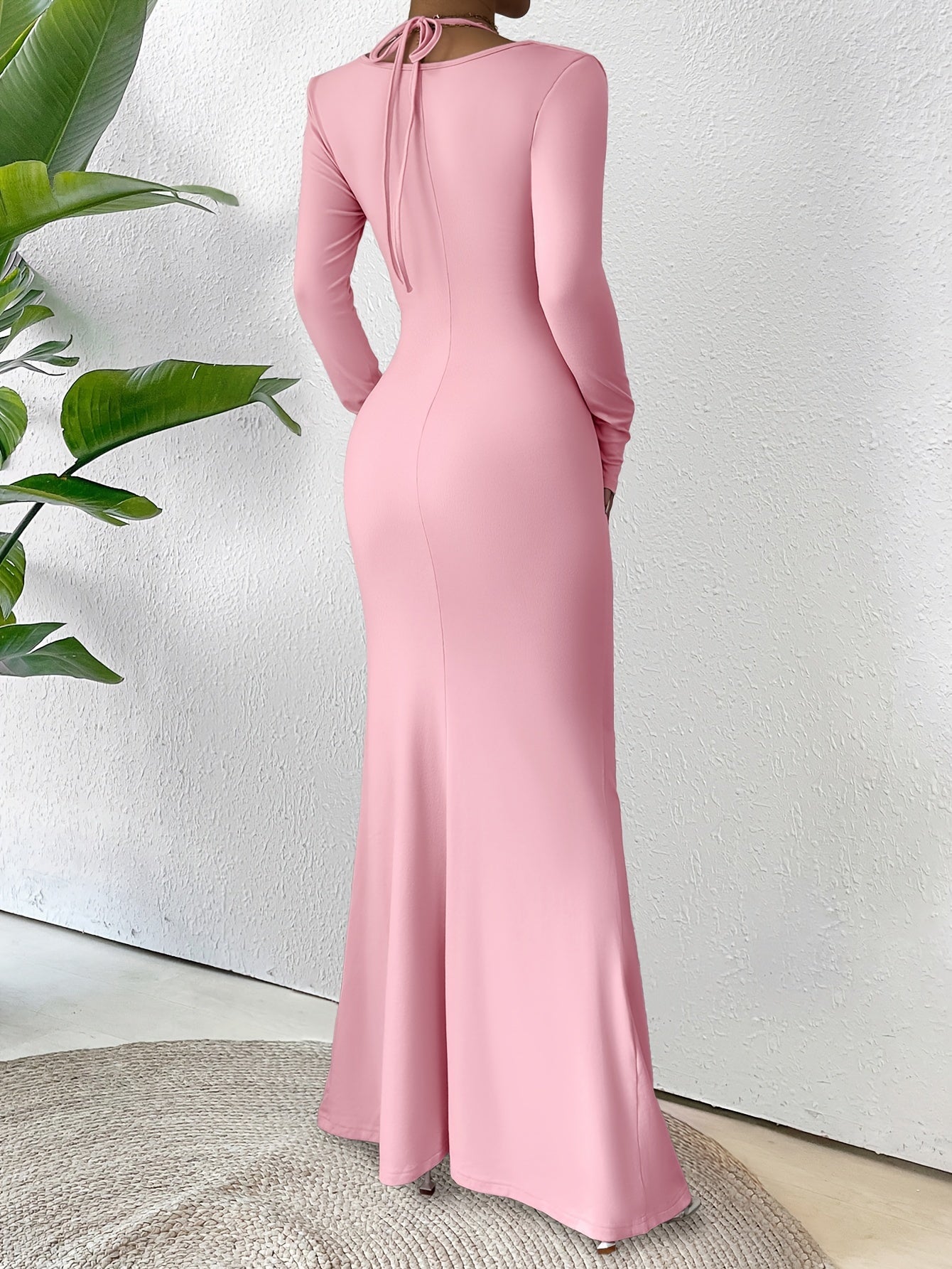 Elegant Women's Pink Maxi Dress with Cold Shoulder Long Sleeves and Ruched Bodycon Fit - Polyester Blend, Cowl Neck, Machine Washable, Elegant Attire | Sophisticated Style | Knitted Fabric, Cute Dress