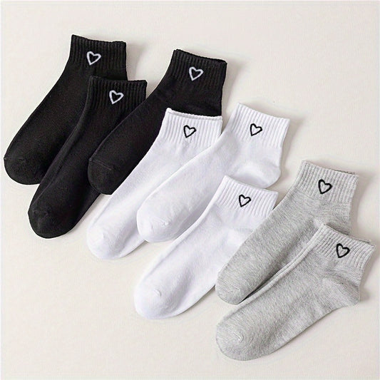 8 Pairs Women's Ankle Socks - Cute Heart Design, Breathable Anti-Odor, Black/White/Grey, Japanese-Inspired Casual Socks for Casual Attire, Machine Washable, Cute Socks, Minimalist Design, Antiodor Technology