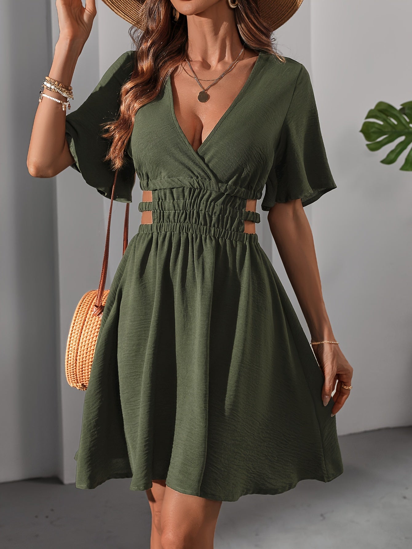 [Elegant Military Dress] Elegant V-Neck Women's Short-Sleeve Fitted Military-Style Short Dress, 2025 Spring/Summer New Collection